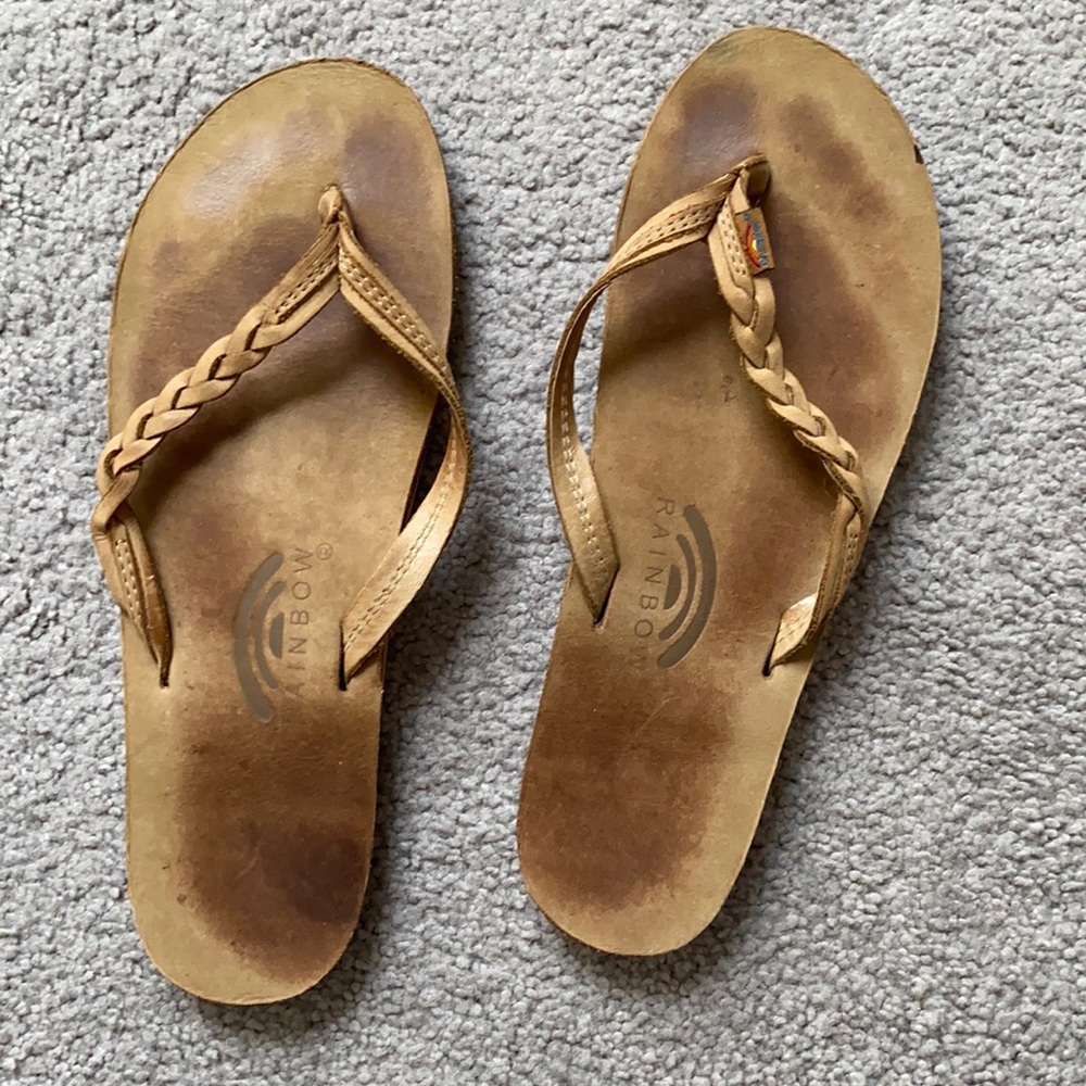 Light brown gently worn rainbow sandals